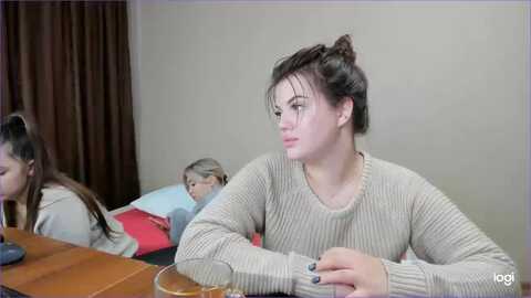 stefaninell @ myfreecams on 20231130