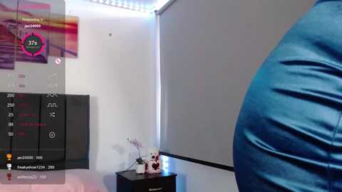 daniela1_love @ myfreecams on 20231201