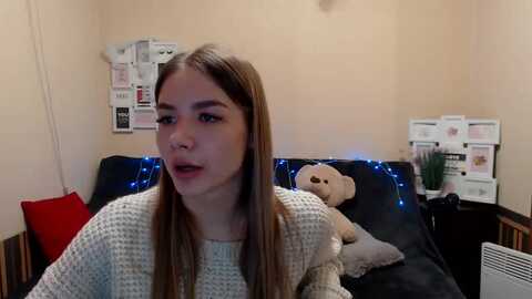 honey_mfc @ myfreecams on 20231201