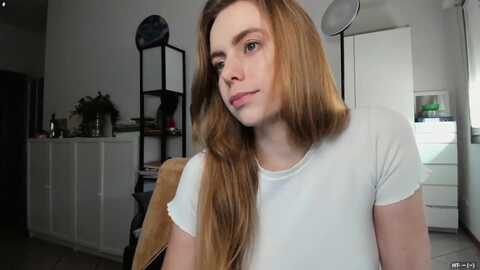 personage @ myfreecams on 20231201
