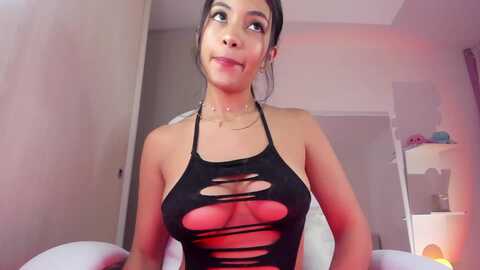 sweetmoon1 @ myfreecams on 20231201