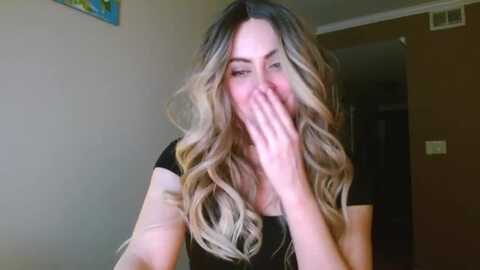 vix_spy @ myfreecams on 20231201