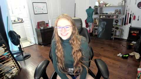 bunnydathug @ myfreecams on 20231202