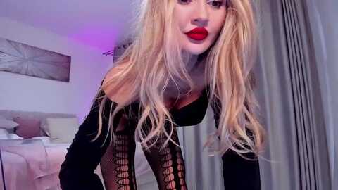 daisyd1_ @ myfreecams on 20231202