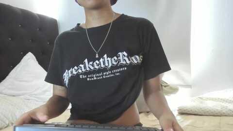 ebonygolds @ myfreecams on 20231202