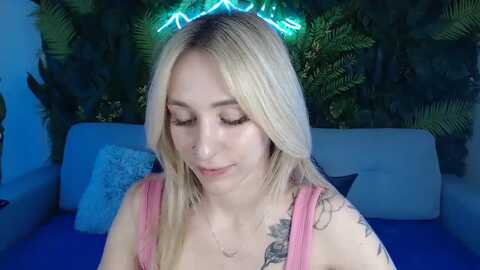 horny_blond @ myfreecams on 20231202