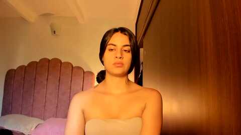 laura_soe @ myfreecams on 20231202