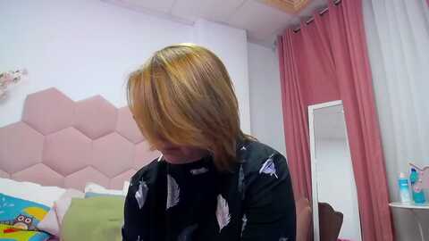 milagrace @ myfreecams on 20231202