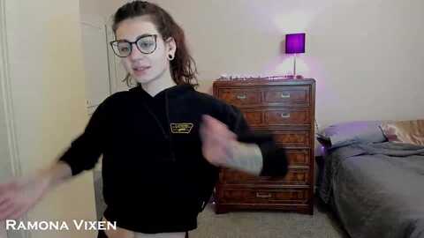 ramonavixen @ myfreecams on 20231202