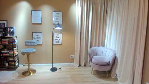 serendypity @ myfreecams on 20231202