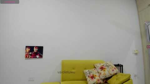 vaiolet1314 @ myfreecams on 20231202