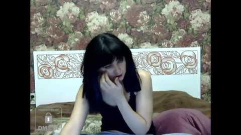 anksunamun_x @ myfreecams on 20231203