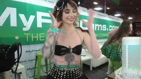 babeariel @ myfreecams on 20231203