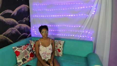 connywells @ myfreecams on 20231203