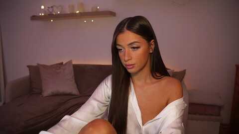 emma_ruby @ myfreecams on 20231203