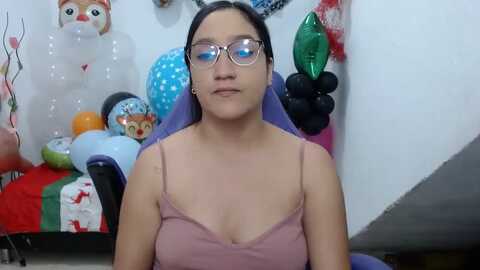 pamela03 @ myfreecams on 20231203