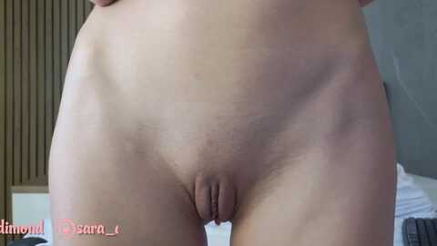 saradimond @ myfreecams on 20231203