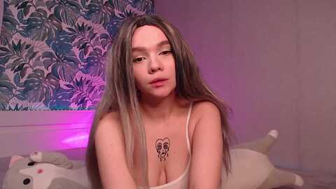sarah_wonder @ myfreecams on 20231203