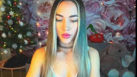 dipsesmiles @ myfreecams on 20231204