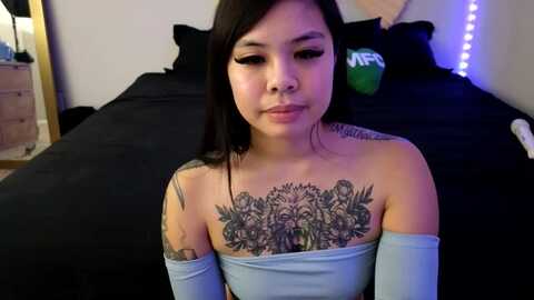 dolllface @ myfreecams on 20231204