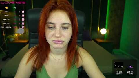 emiilyfox @ myfreecams on 20231204