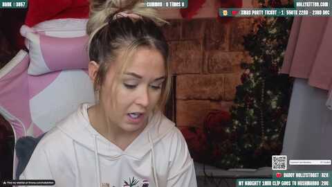 hollykittenn @ myfreecams on 20231204