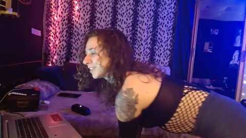 littlemisszee @ myfreecams on 20231204