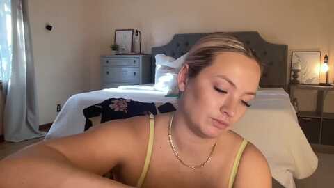 lynn_6 @ myfreecams on 20231204