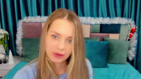 miramauer @ myfreecams on 20231204