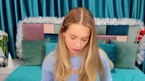 miramauer @ myfreecams on 20231204