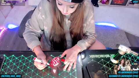 nikki_haze @ myfreecams on 20231204