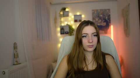 tina_nappi18 @ myfreecams on 20231204