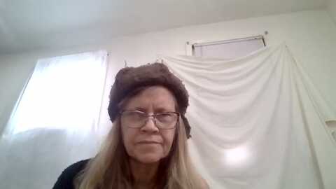 trisharra @ myfreecams on 20231204