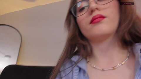 violet_03_ @ myfreecams on 20231204