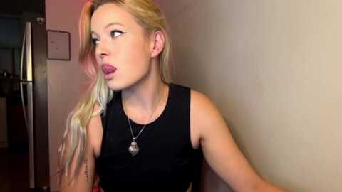 xtailss @ myfreecams on 20231204