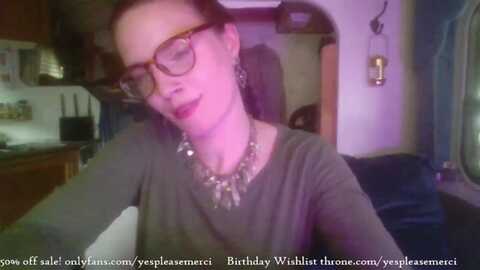 yespleasemmhm @ myfreecams on 20231204