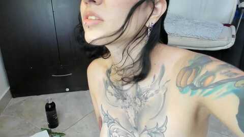 blue_berry_x @ myfreecams on 20231205