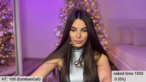 bustymiaaa @ myfreecams on 20231205