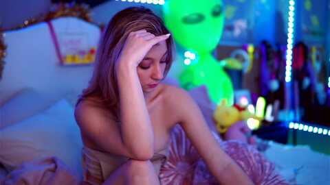 haileycole @ myfreecams on 20231205