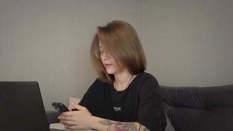 keepspark @ myfreecams on 20231205