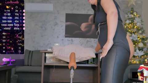 luckyystrike @ myfreecams on 20231205