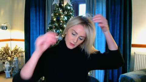 selinarose @ myfreecams on 20231205