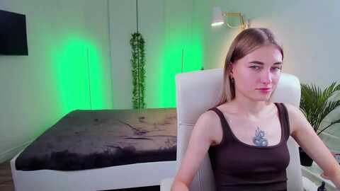 summerdiana @ myfreecams on 20231205