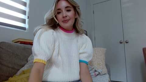 vegansoda @ myfreecams on 20231205