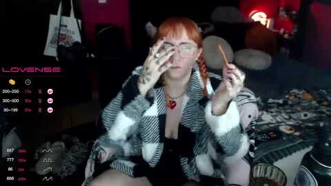axehallow @ myfreecams on 20231206