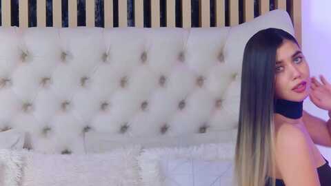 clairejenner @ myfreecams on 20231206