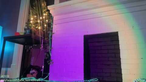 jane_fern @ myfreecams on 20231206