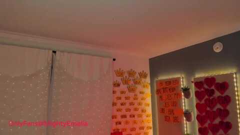 mightyemelia @ myfreecams on 20231206