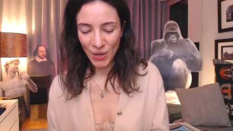 mora_marvels @ myfreecams on 20231206