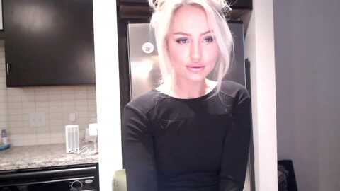 officialelsa @ myfreecams on 20231206